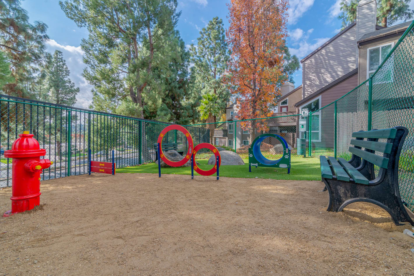 Photos Gallery of Canyon Crest Views Apartments in Riverside, CA